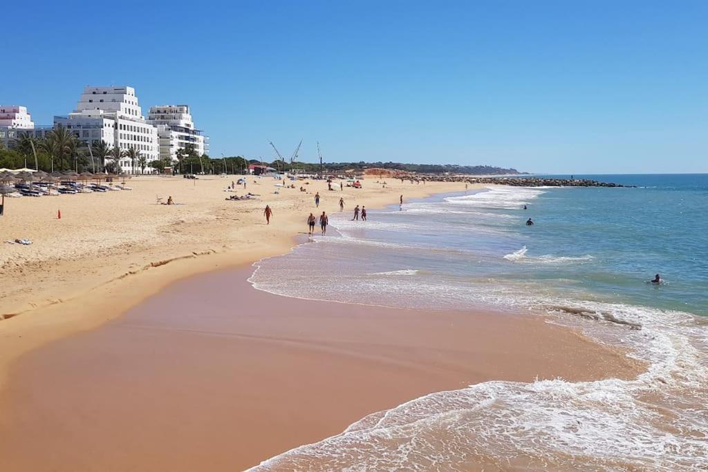 Batalha - Quarteira, Algarve, Portugal *